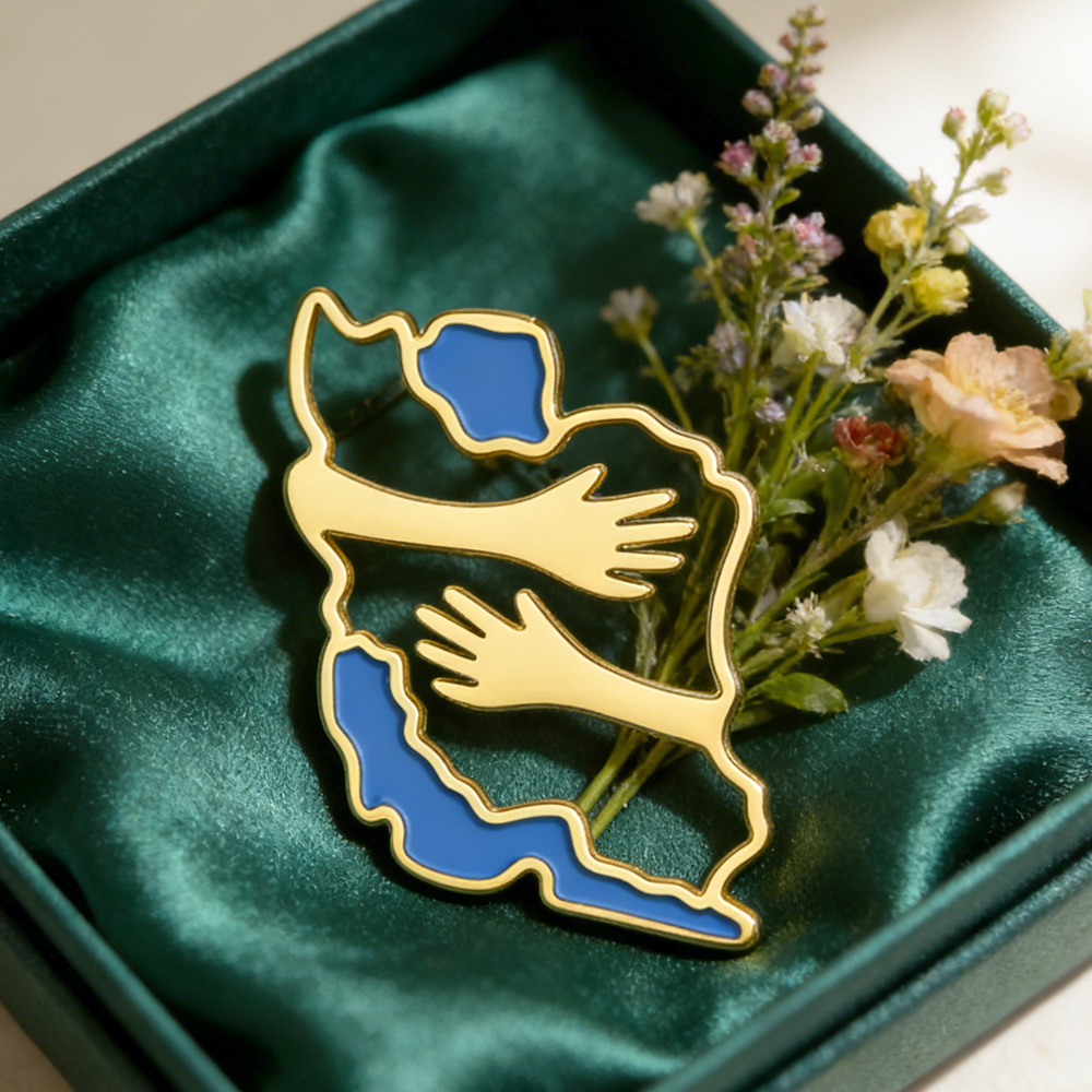 Broche con Forma de Mapa de Ir - Travel Accessories To Gift reseña y precio